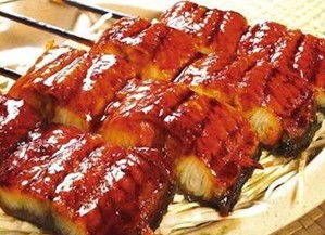 餐飲小吃連鎖店經(jīng)營選址模式分析 數(shù)據(jù)驅(qū)動(dòng)與場(chǎng)景適配的雙重奏